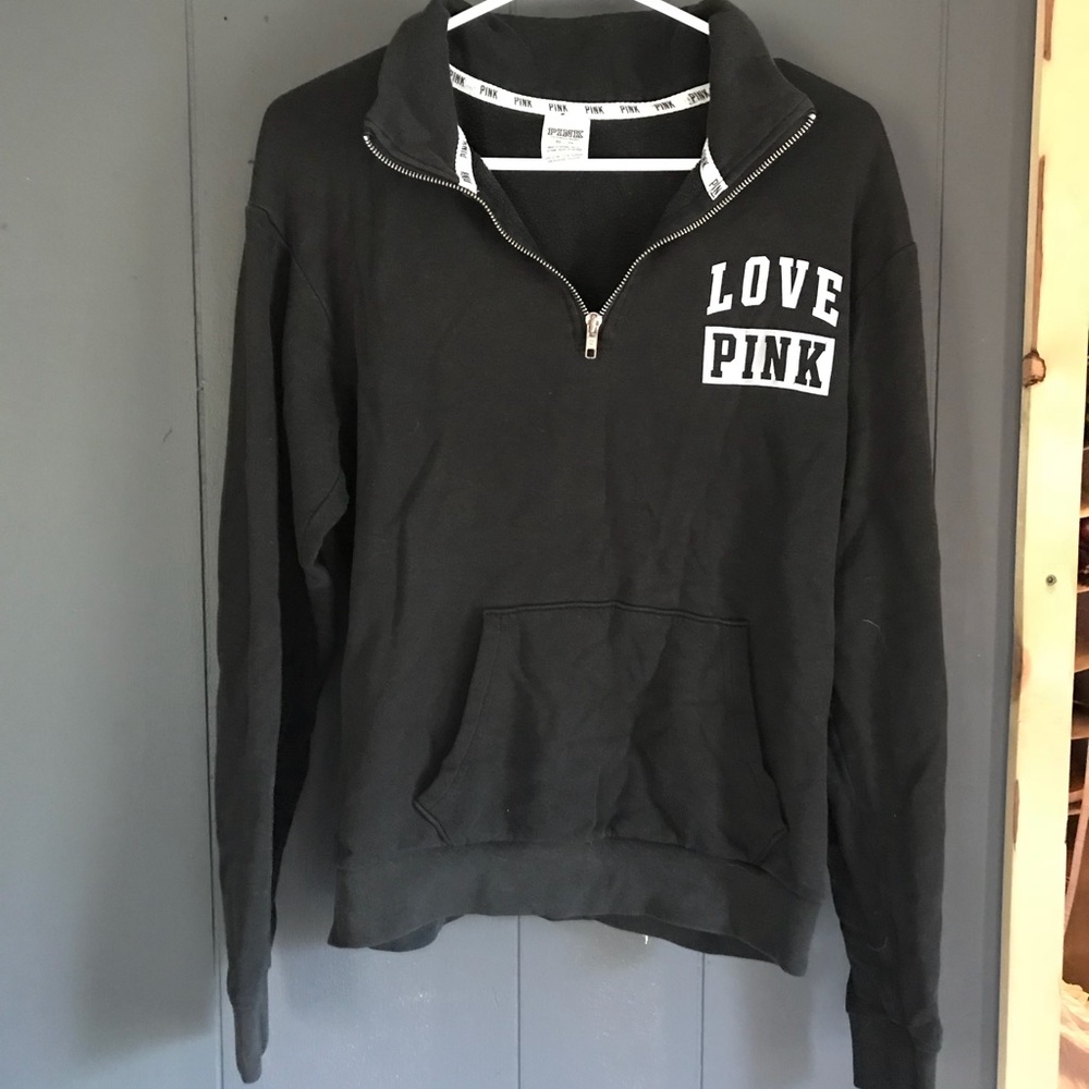VS half zip pull over